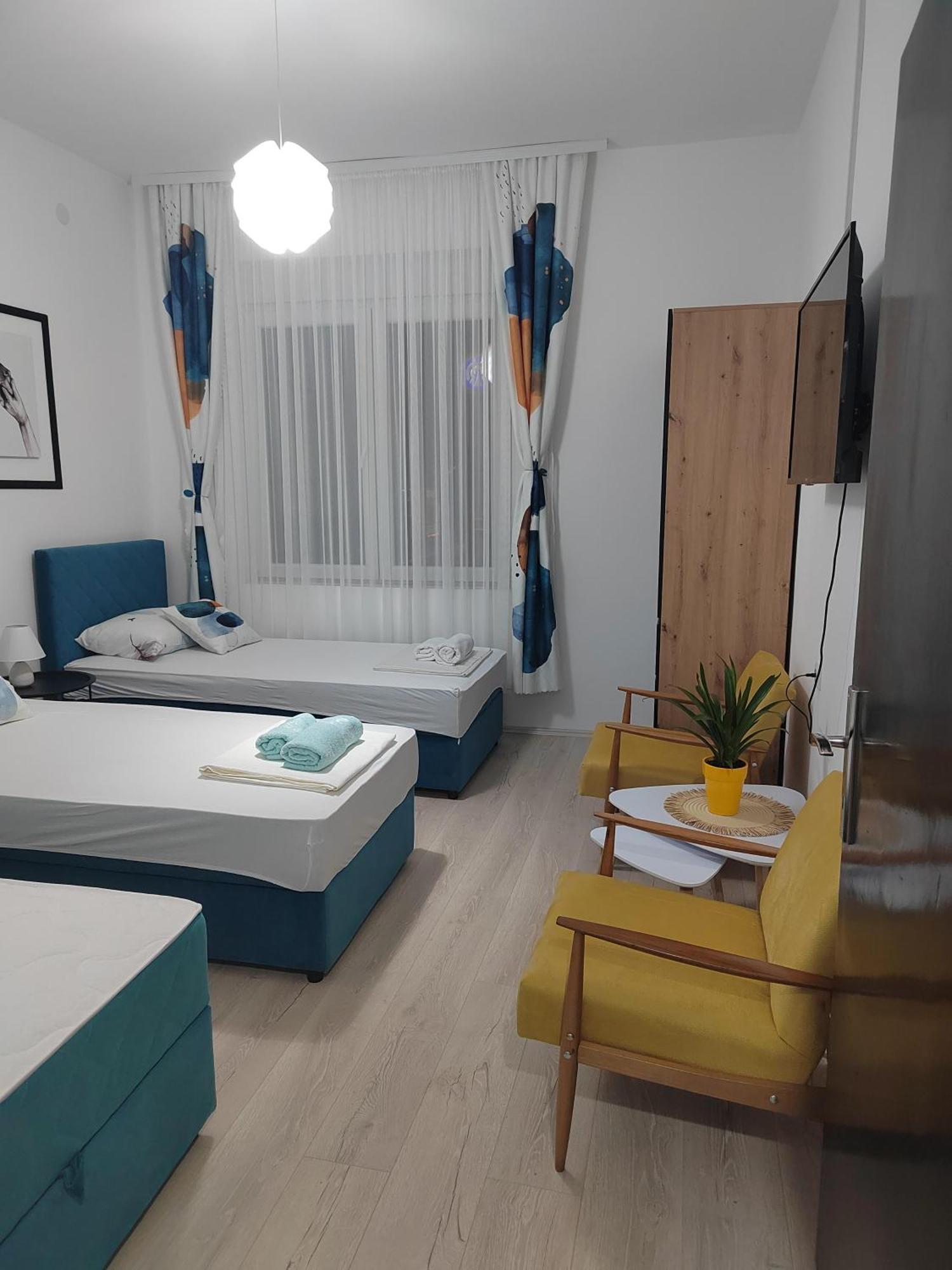 Jes Apartments Лесковац Екстериор снимка